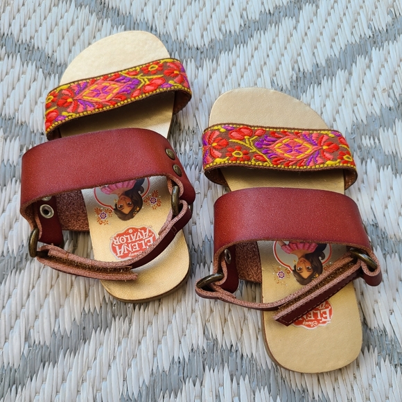 Princess Elena sandals for toddler girl, size 6 - Picture 4 of 5